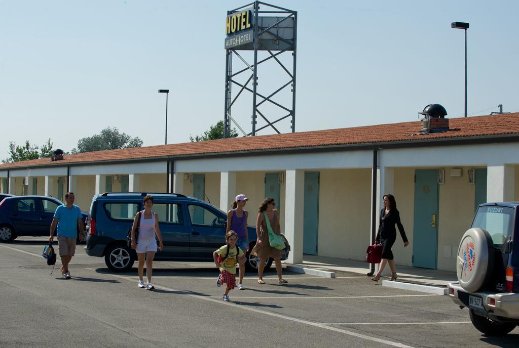 Autohotel 3*